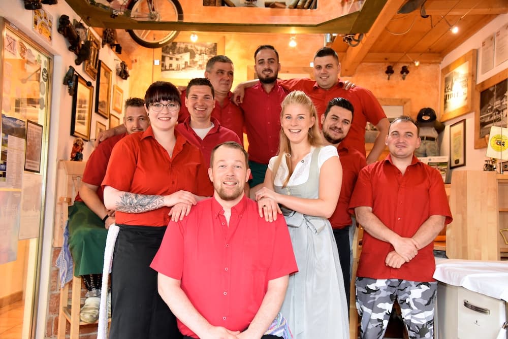 Familie Kreml im Restaurant